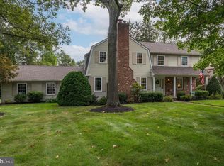 749 Stonehouse Rd, Moorestown, NJ 08057