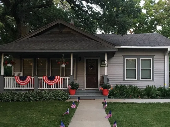 308 N 14th St, Clear Lake, IA 50428