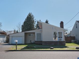 350 W Locust St, Stayton, OR 97383