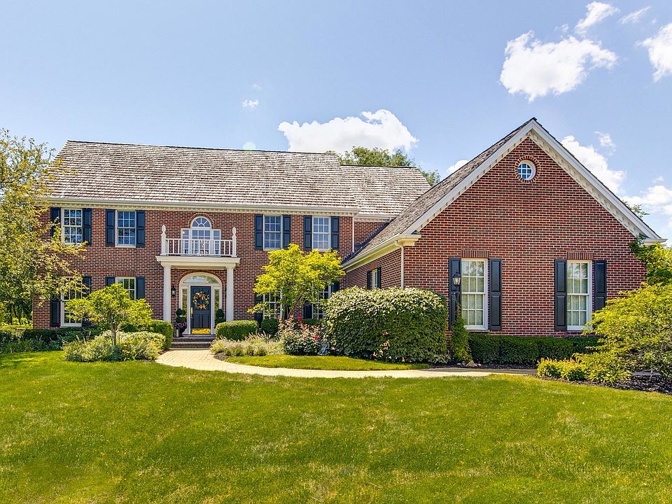 1st image of 1971 W Southmeadow Ln