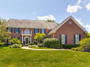 1971 W Southmeadow Ln, Lake Forest, IL 60045