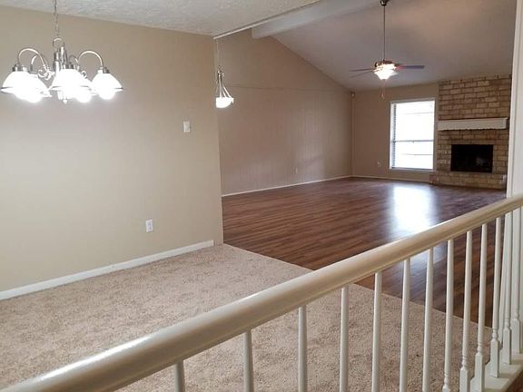4th image of 21607 Park Downe Ln