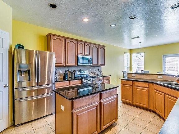 3rd image of 15319 Bramshaw Glen Ct