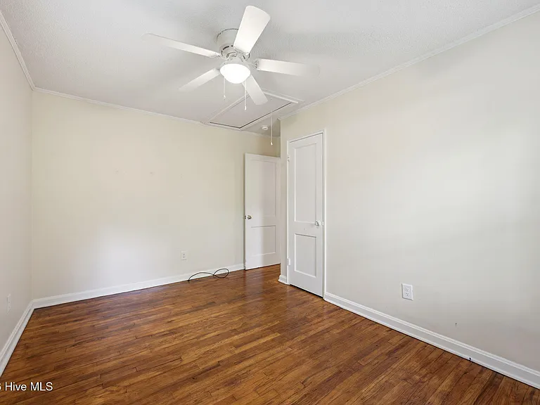 919 Tatum Dr — Photo 14