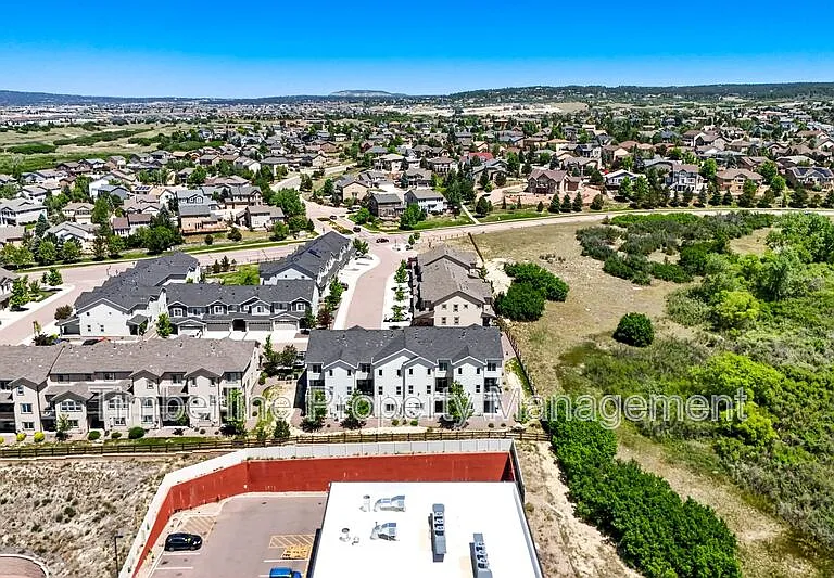 811 Marine Corps Dr — Photo 47