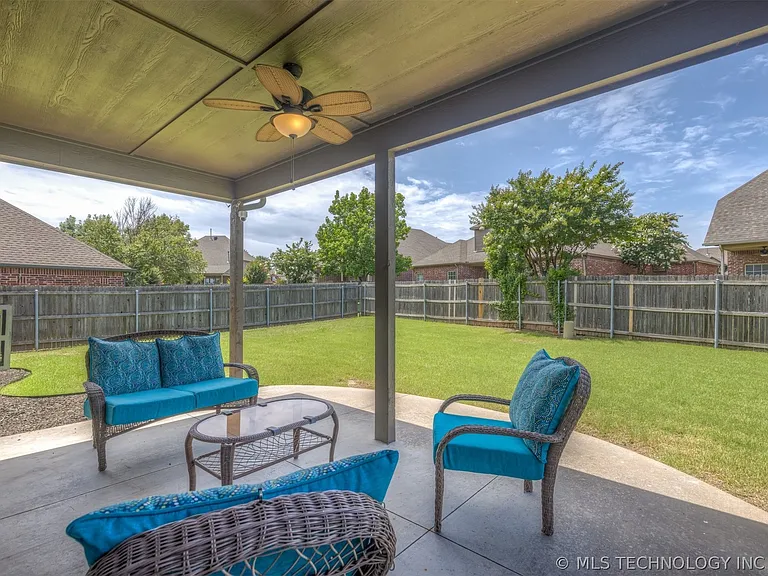 4902 S 165th East Ave — Photo 46