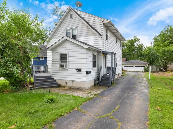 36 N Glenwood Ave, Glenwood, IL 60425