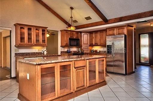 3rd image of 2608 Manor Oak Dr