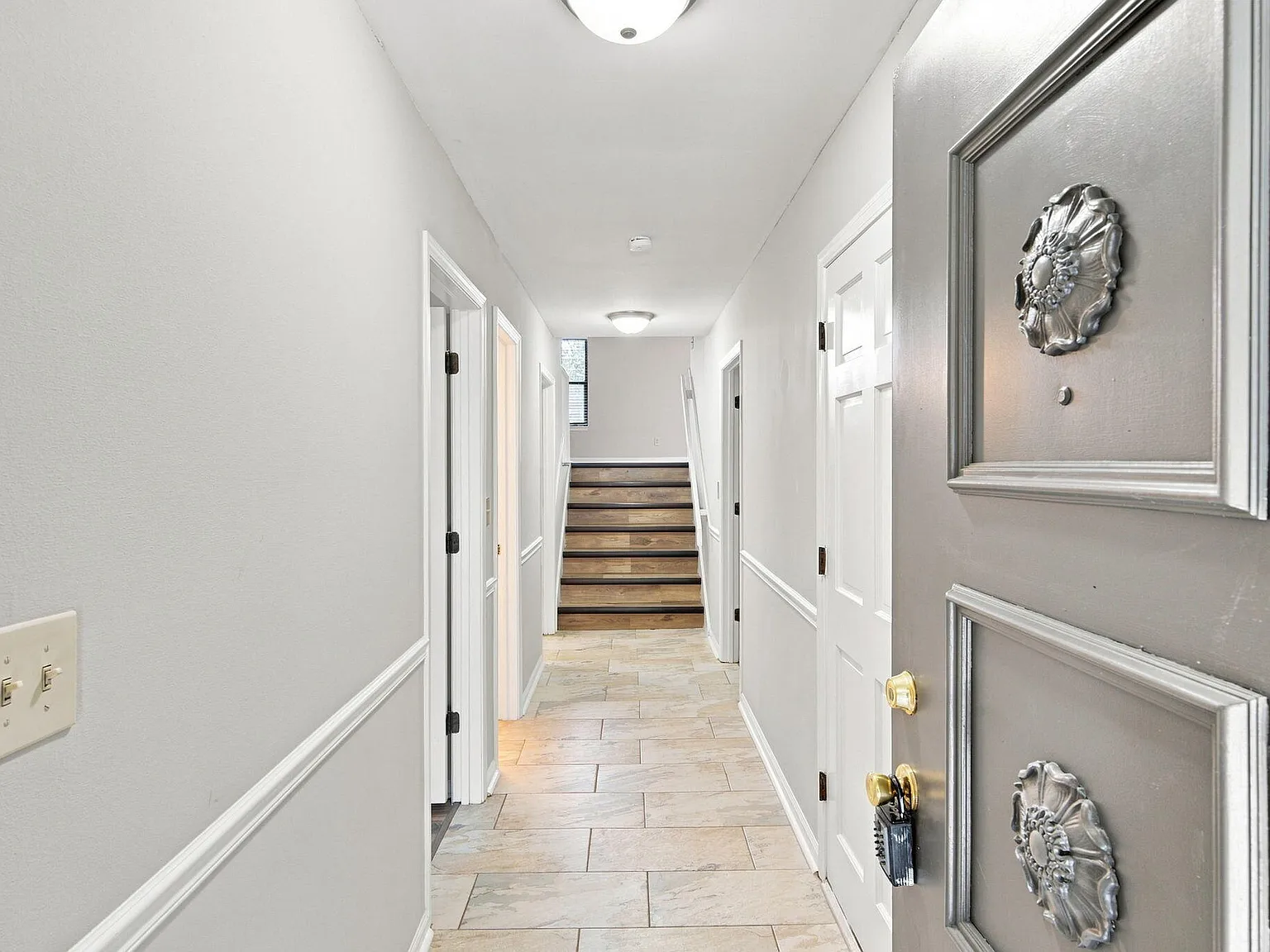 4 bed, 2.0 bath, $1,650 — Photo 2