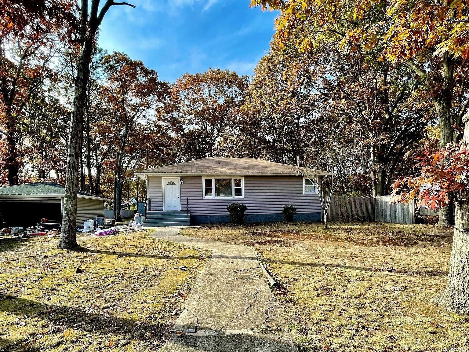 435 Boxwood Drive, Shirley, NY 11967 Zillow