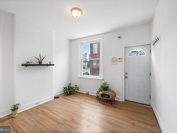 4th image of 2317 E Harold St