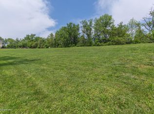 6721 Regal Rd, Louisville, KY 40222