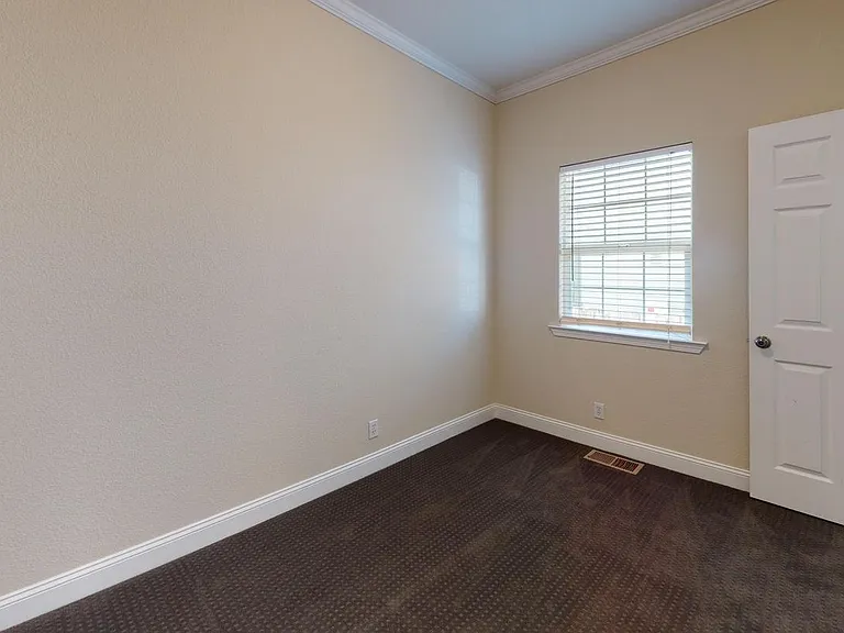 1517 Jefferson Ave — Photo 12