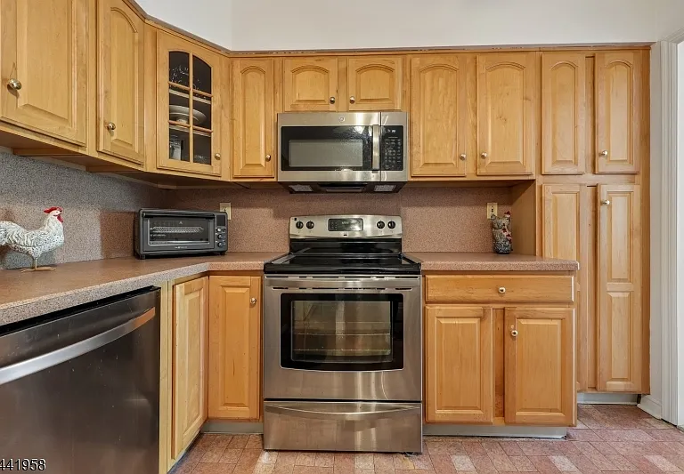 260 Prospect St #24 — Photo 6