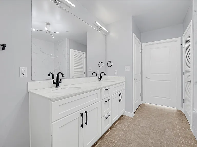 5925 Almeda Rd #10815 — Photo 11