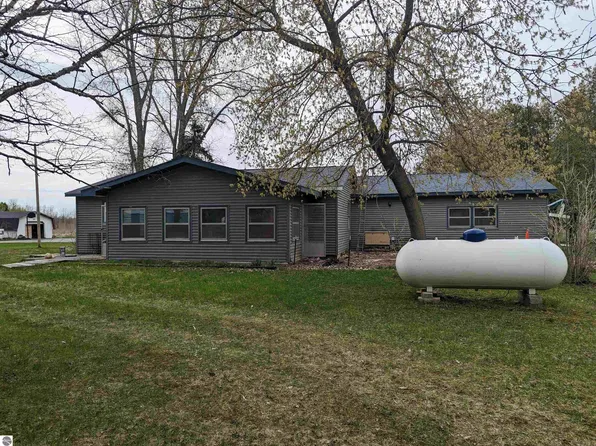 587 N Lehman Rd, Twining, MI 48766