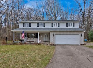 27475 Benwood Cir, North Olmsted, OH 44070