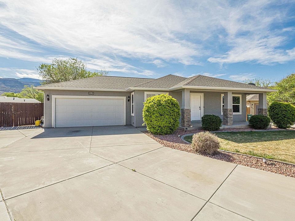 1st image of 875 Cabernet Dr