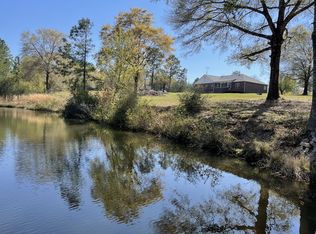 5545 Kervin Rd, Crestview, FL 32539