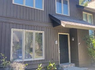 104 Brown Pelican Dr, Savannah, GA 31419