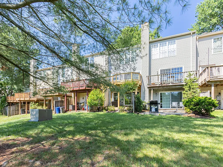 12105 Wedgeway Pl — Photo 13