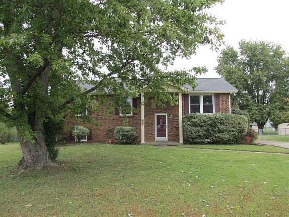 2nd image of 509 Briarwood Dr
