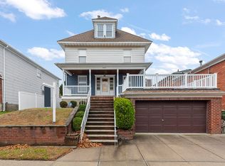 806 Clintonville St, Whitestone, NY 11357