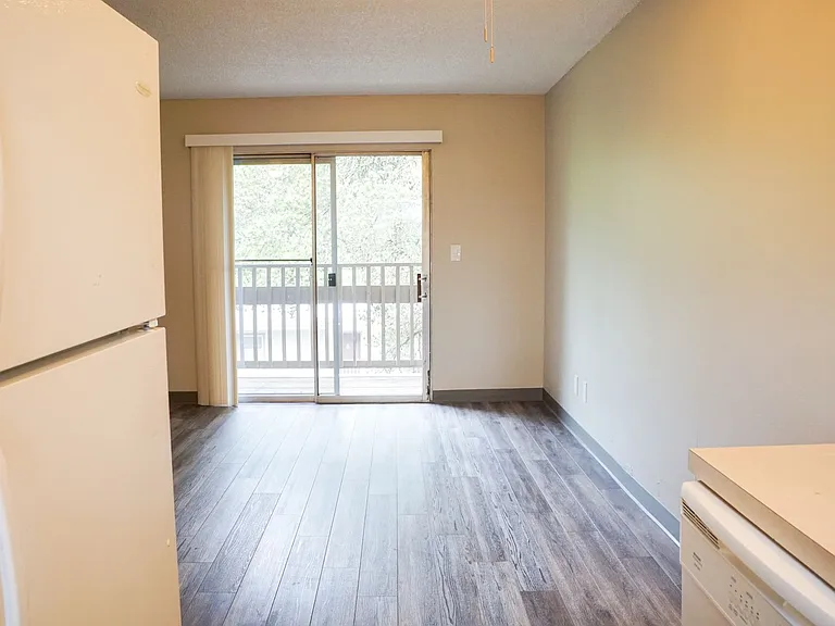 3115 SW 12th Ave #309 — Photo 4