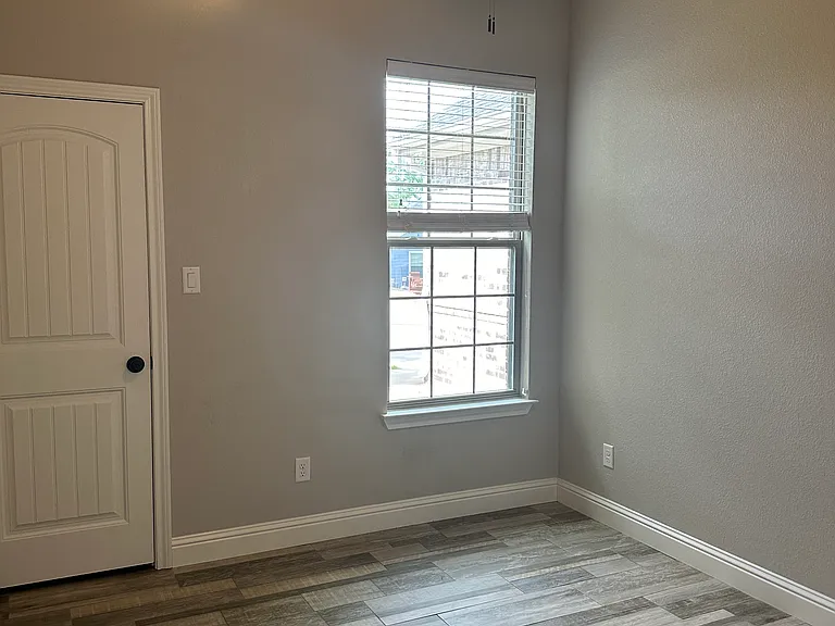 2203 Navasota St — Photo 23