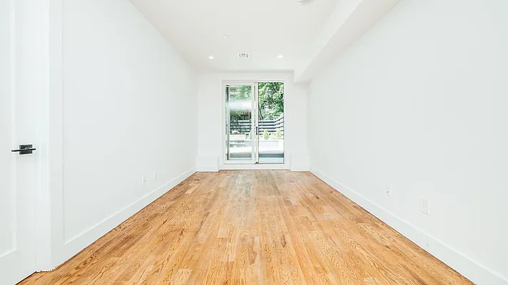 Rented by Nooklyn NYC LLC | media 2