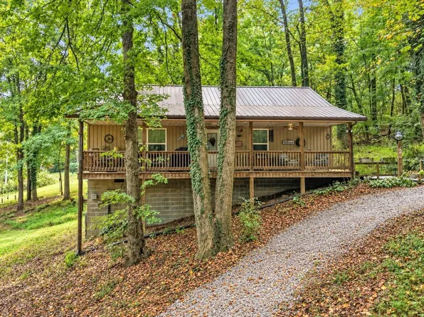 134 McKinney Rd, Harriman, TN 37748