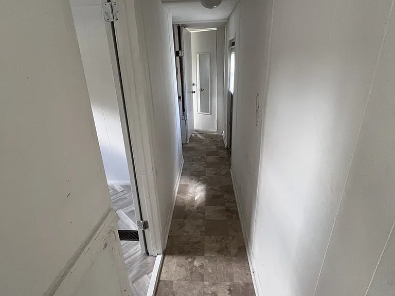 501 S Hickory St — Photo 8