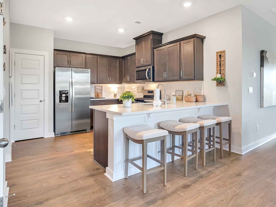 1st image of 2176 Holmesburg Pvt Cir
