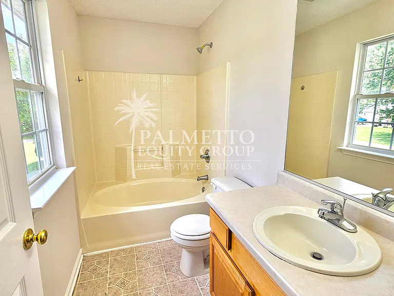 5715 River Glen Dr — Photo 11