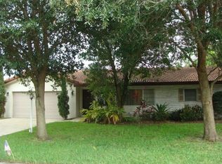 811 Periwinkle St, Boca Raton, FL 33486