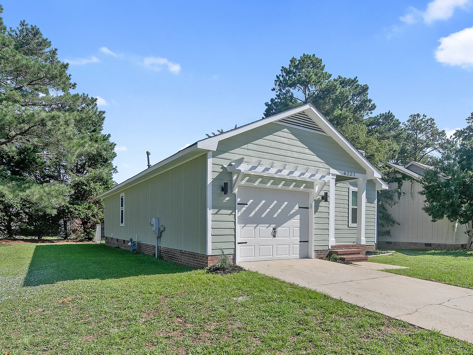 3 bed, 1112 sqft, $1,800 — Photo 4