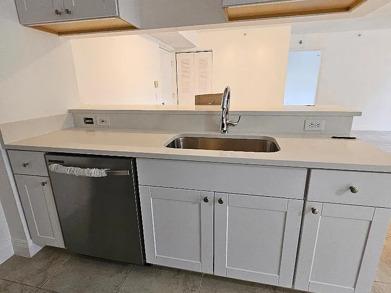 460 S Park Rd #6207 — Photo 5