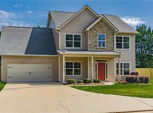 16 Balsa Dr, Phenix City, AL 36869