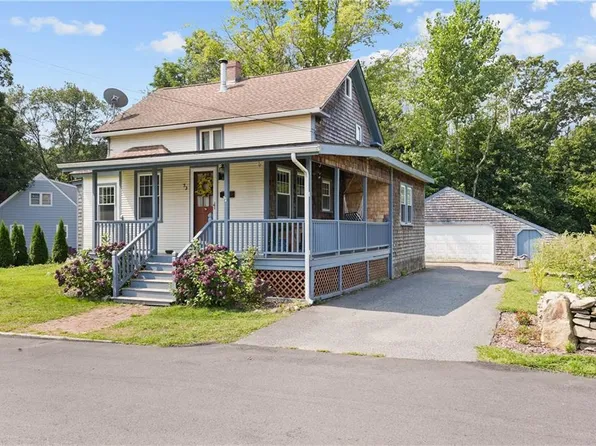 73 Mowry Ave, North Smithfield, RI 02896