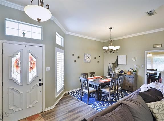 5th image of 36 Hoylake Dr