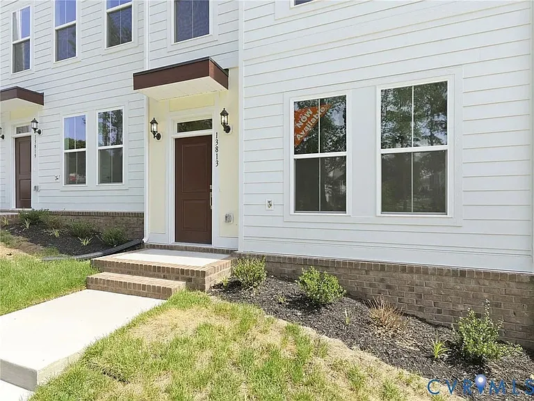 13813 Riverlight Dr — Photo 24