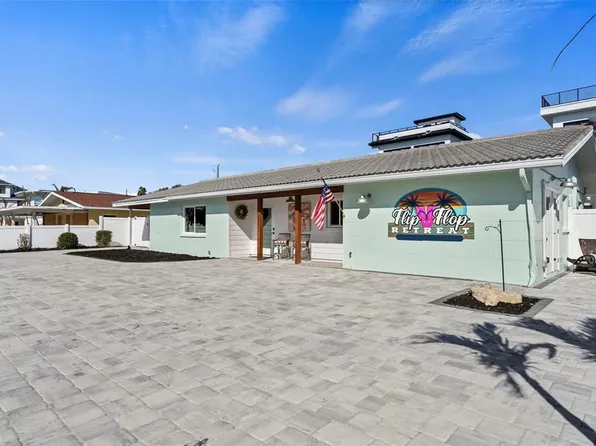 1185 Shore View Dr, Englewood, FL 34223