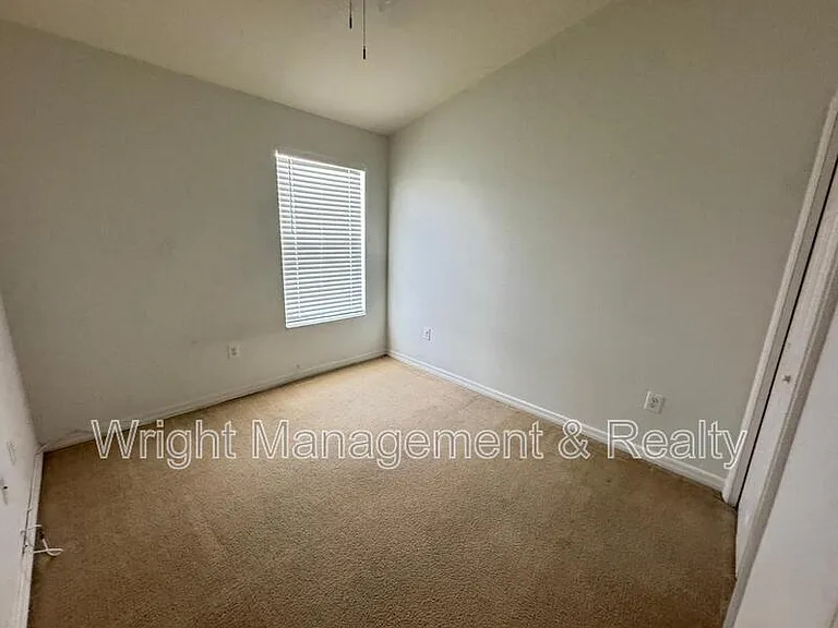 4658 69th Pl N — Photo 20