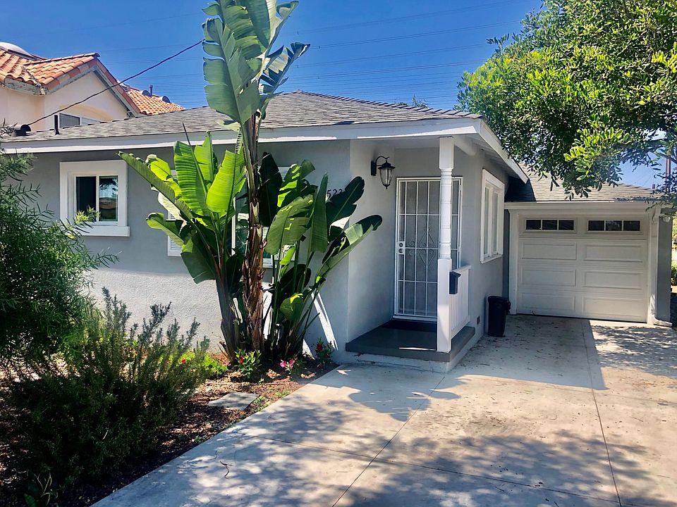 Front door. Garage. Driveway