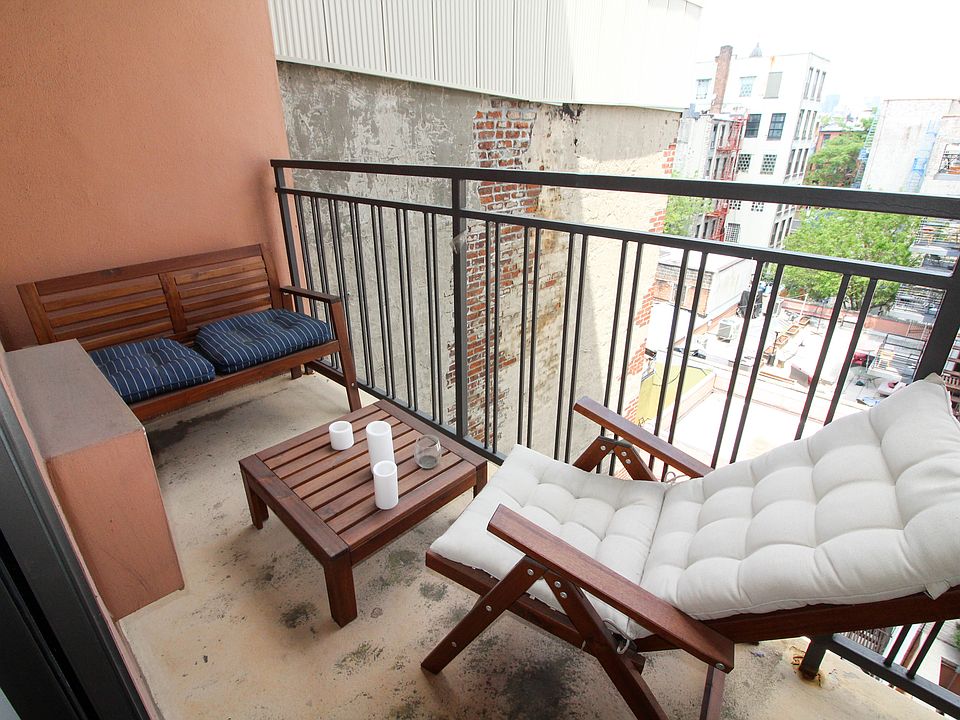 1st image of 164 Stanton St APT 6A