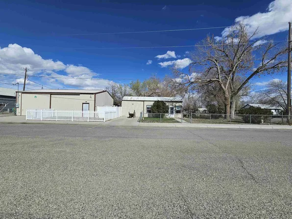 504 N 8th St, Worland, WY 82401