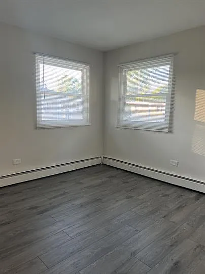 1034 E Division St #D — Photo 5