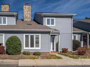 1027 21st Ave NE, Hickory, NC 28601