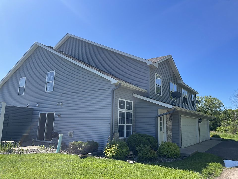 3 Bedroom 2 Bath Former Model Home Is Now For Rent !