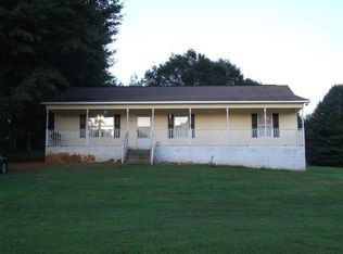 745 Wilkins Rd, Campobello, SC 29322